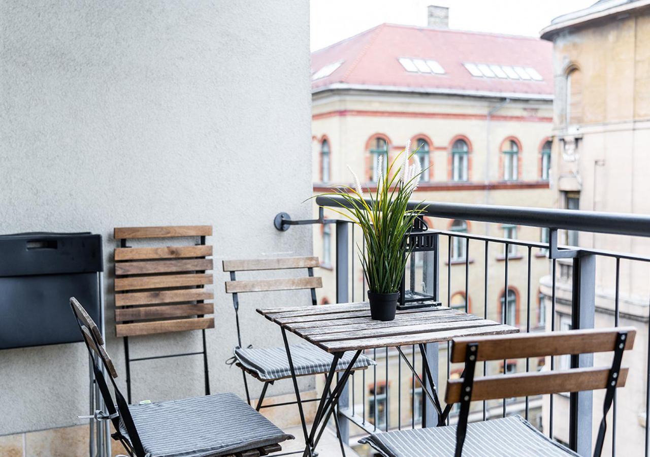 Free Parking - Downtown Location, Balcony & Nespresso Apartment บูดาเปสต์ ภายนอก รูปภาพ